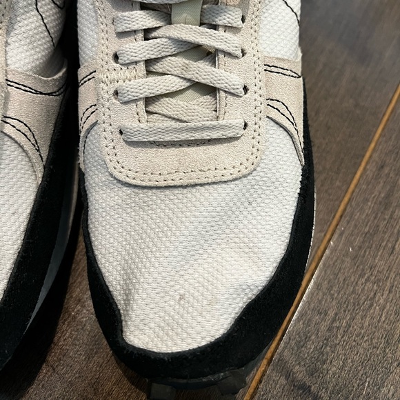 Nike Daybreak Sneakers - Picture 8 of 11